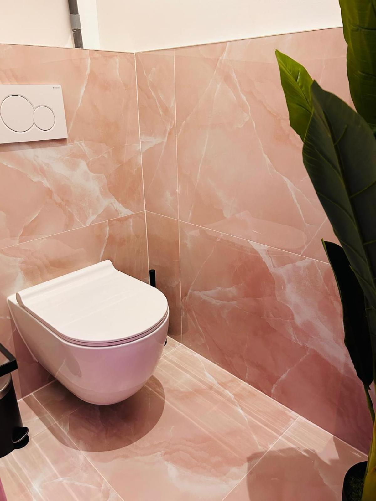 Intimate Escape - Seaside - Spa Bath - Wifi - Ac ニース エクステリア 写真